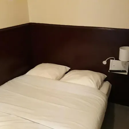 Azur Ξενοδοχείο 2*